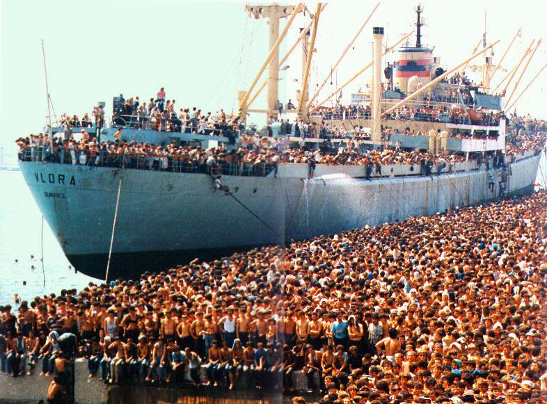 Lo sbarco della nave Vlora, 8 agosto 1992